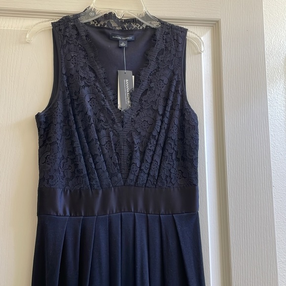 NWT Banana Republic black midi dress - Picture 3 of 6